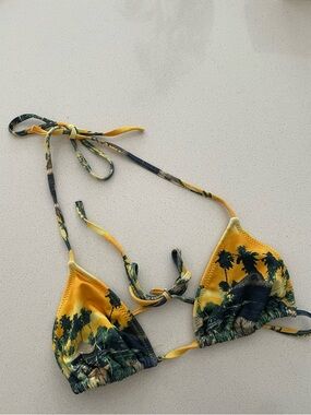 Vintage OP bikini top palapa beach